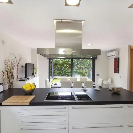 Holiday home Volca By Interhome